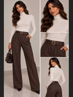 Sweter z golfem z delikatnej dzianiny w kolorze ecru